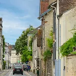 Cosy - - Proche Foret *